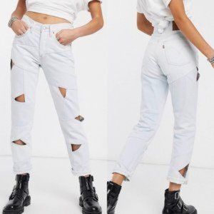 Levi's 501 Cut Out Jeans in Bleach Wash